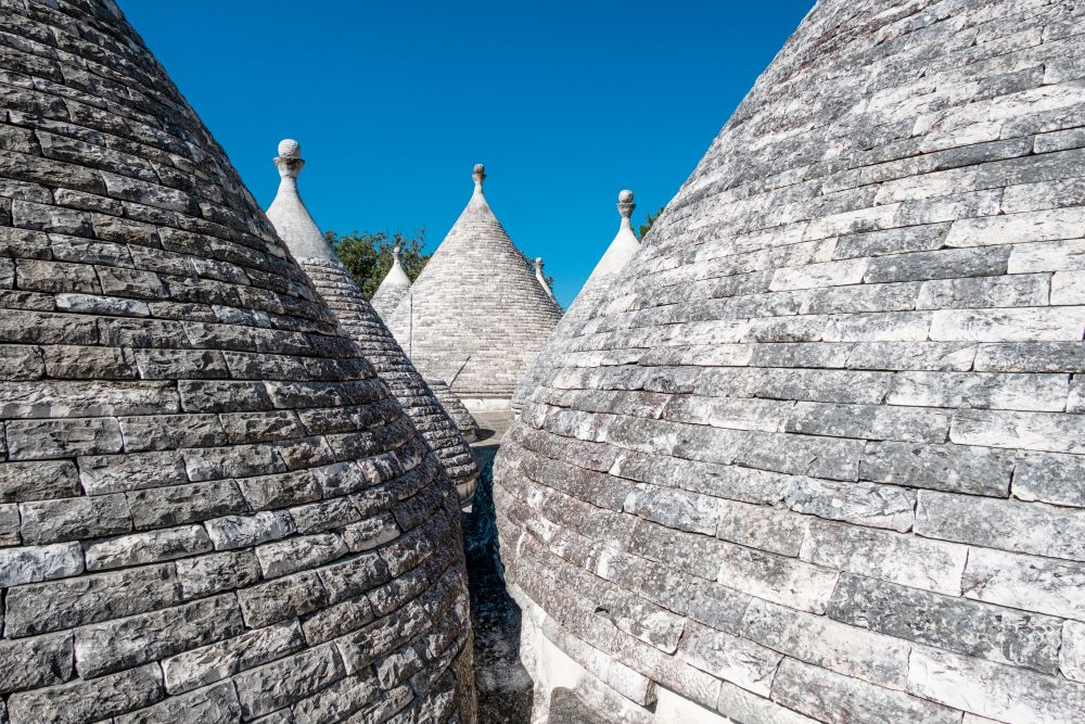 Villa Safira, coni dei trulli